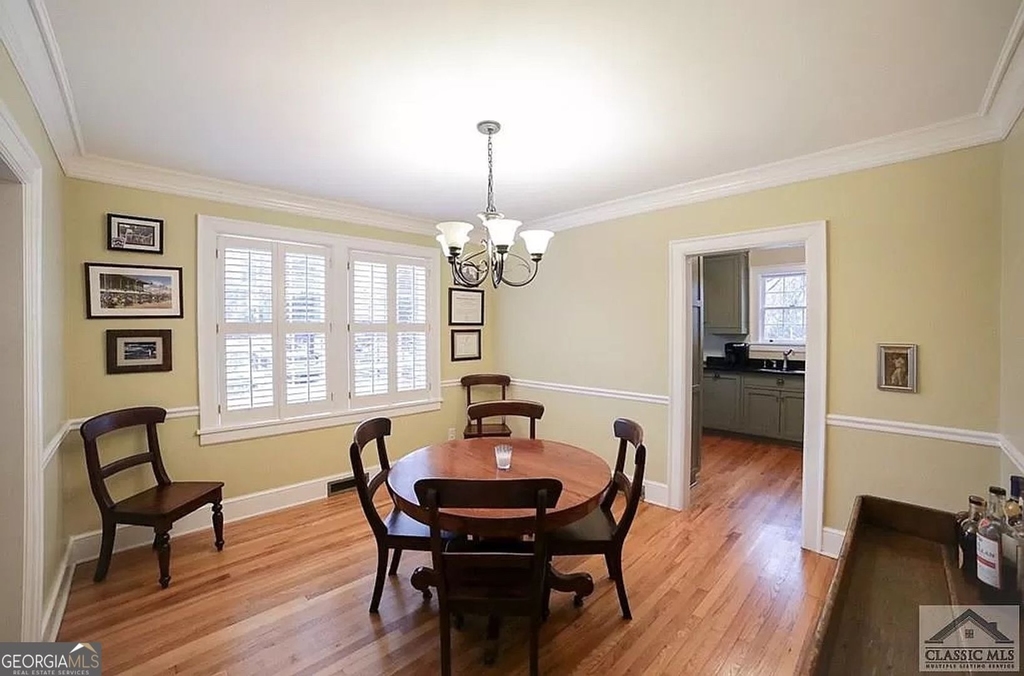 482 Highland Avenue - Photo 5