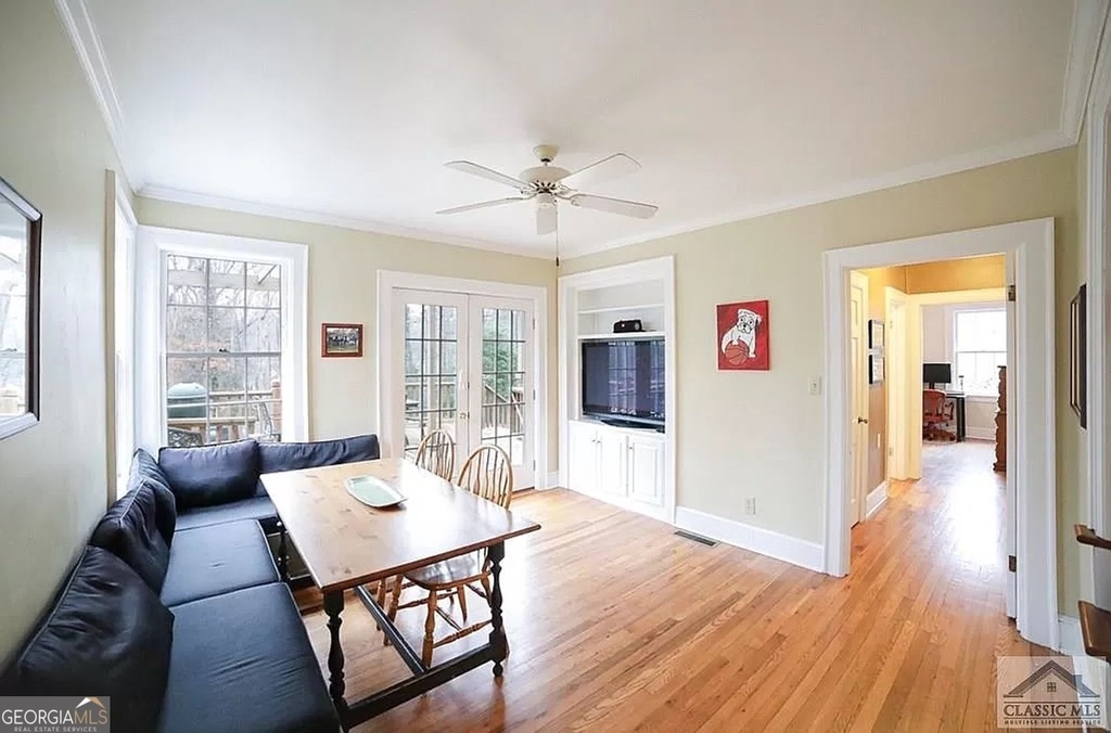 482 Highland Avenue - Photo 9