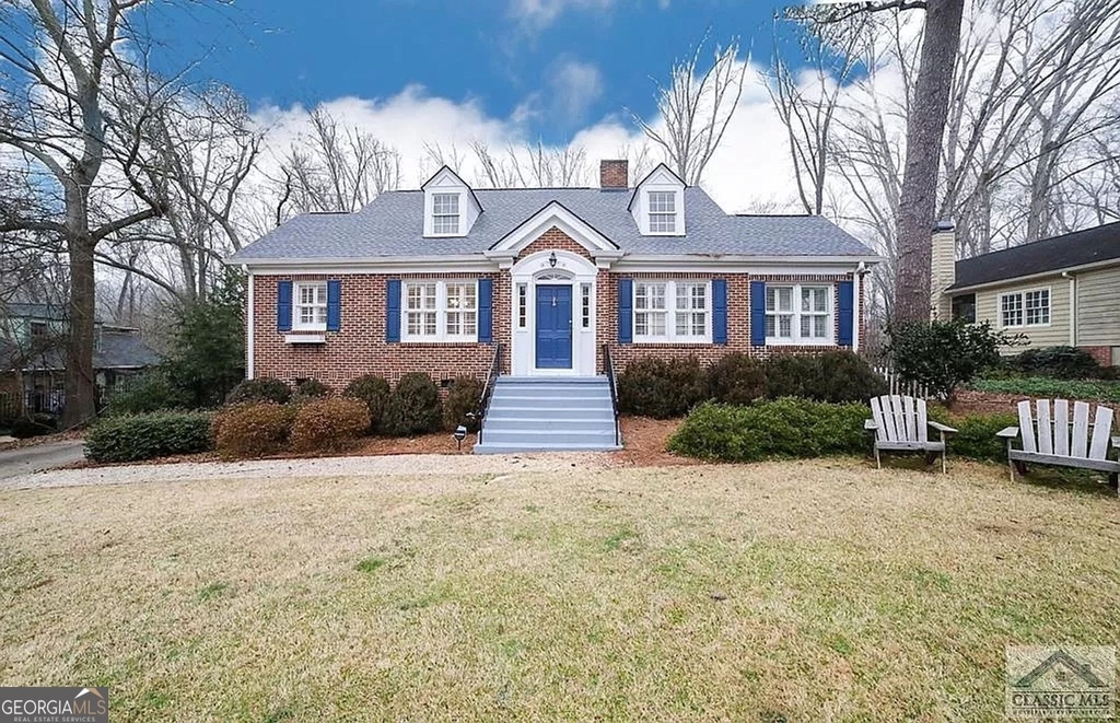 482 Highland Avenue - Photo 0