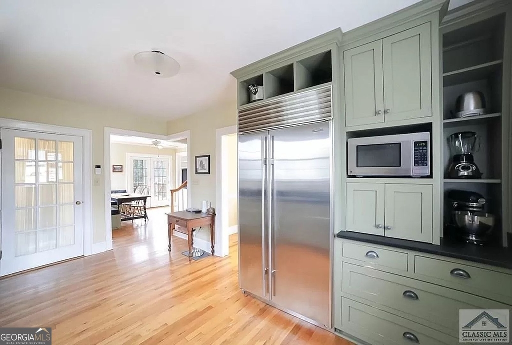 482 Highland Avenue - Photo 4