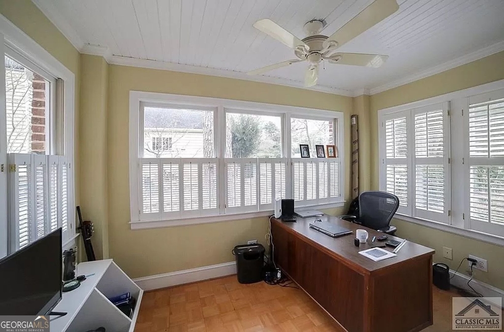482 Highland Avenue - Photo 11