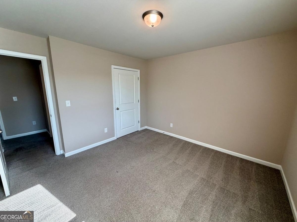 126 W Lexington Avenue - Photo 5
