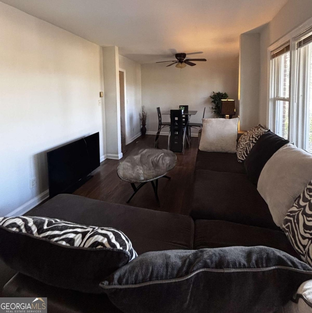 269 Florida Avenue Sw - Photo 4