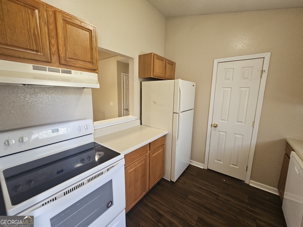 107 Lively Oaks - Photo 2