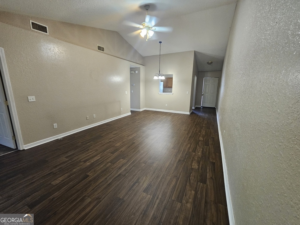 107 Lively Oaks - Photo 8