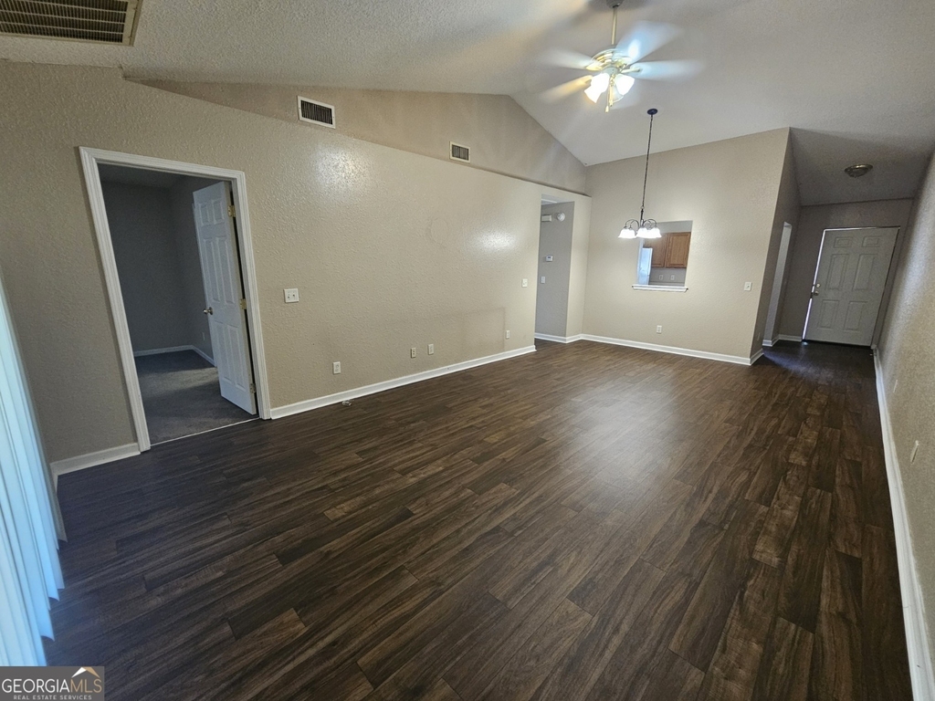 107 Lively Oaks - Photo 9