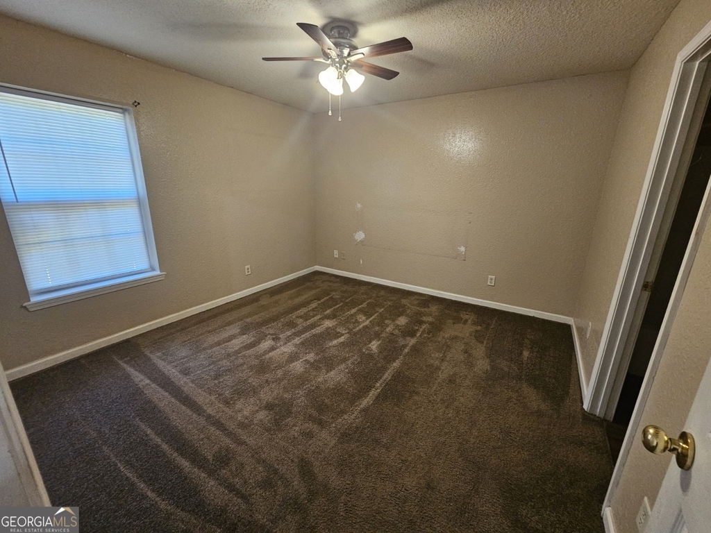 107 Lively Oaks - Photo 11