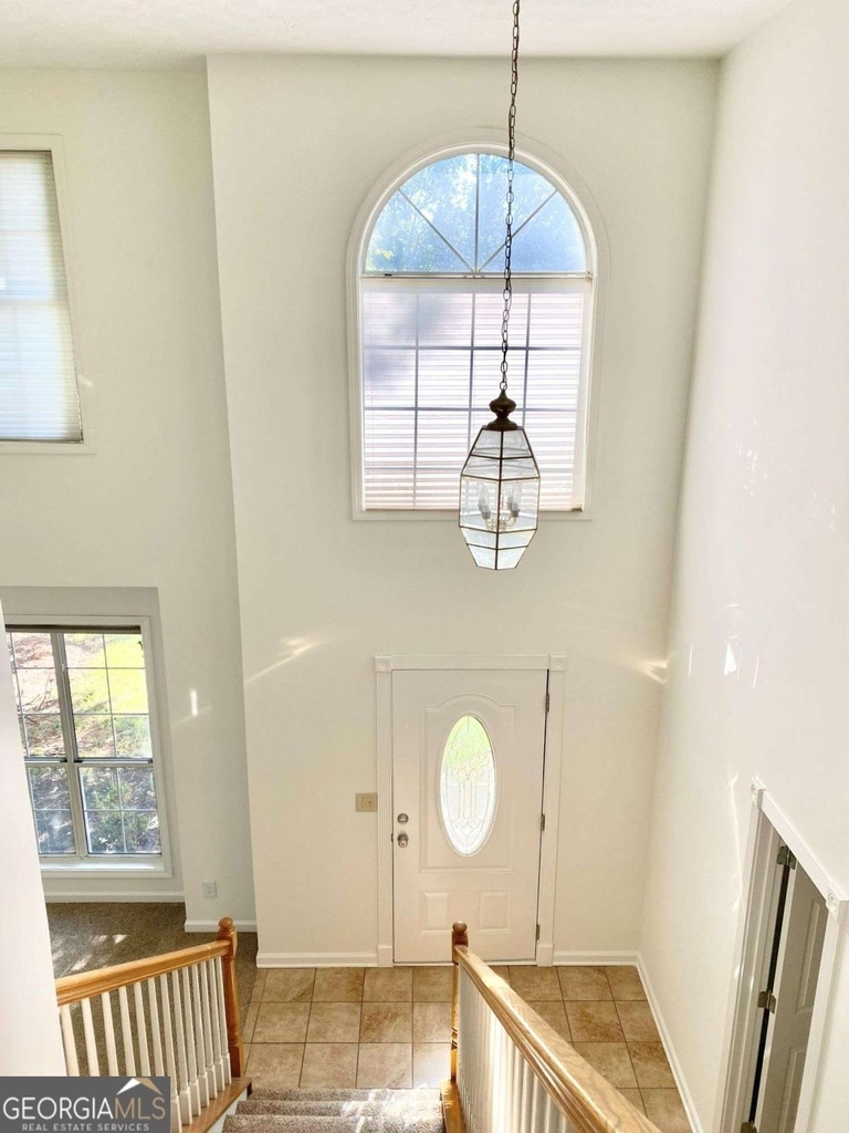 640 Suwanee Lakes Circle - Photo 2
