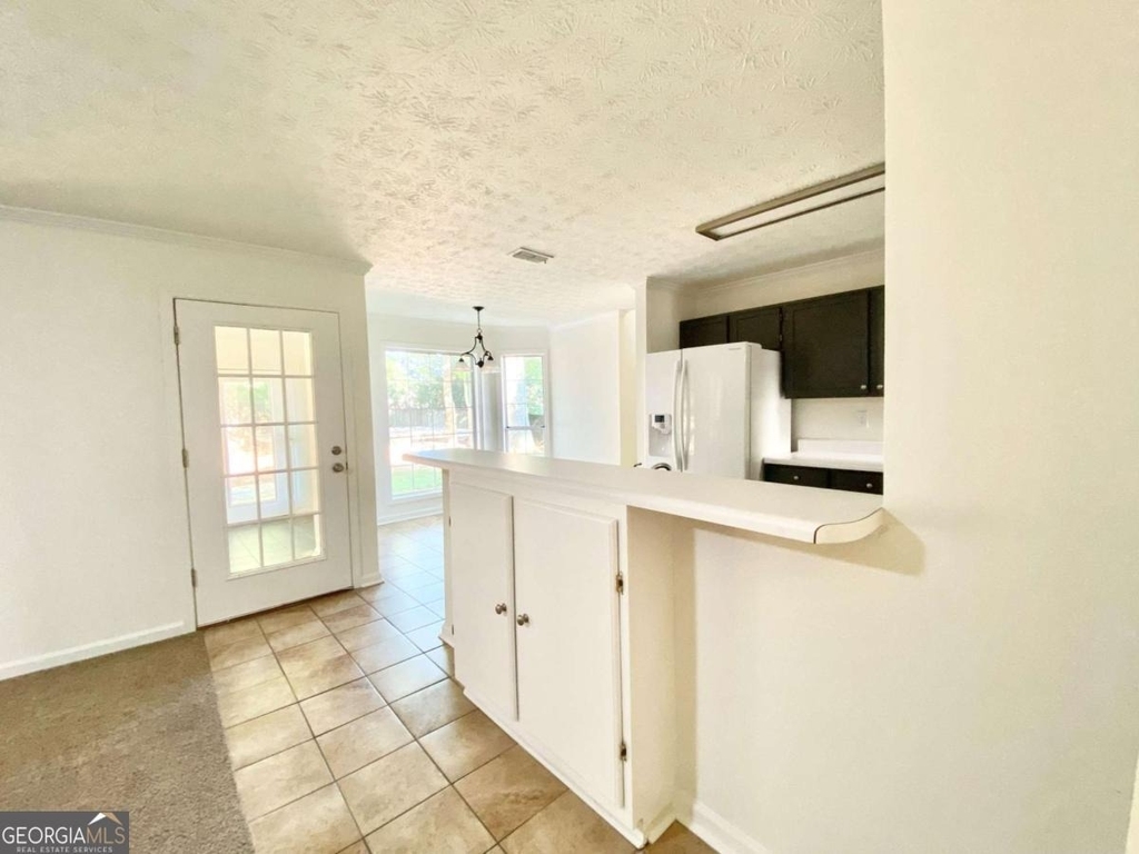 640 Suwanee Lakes Circle - Photo 5