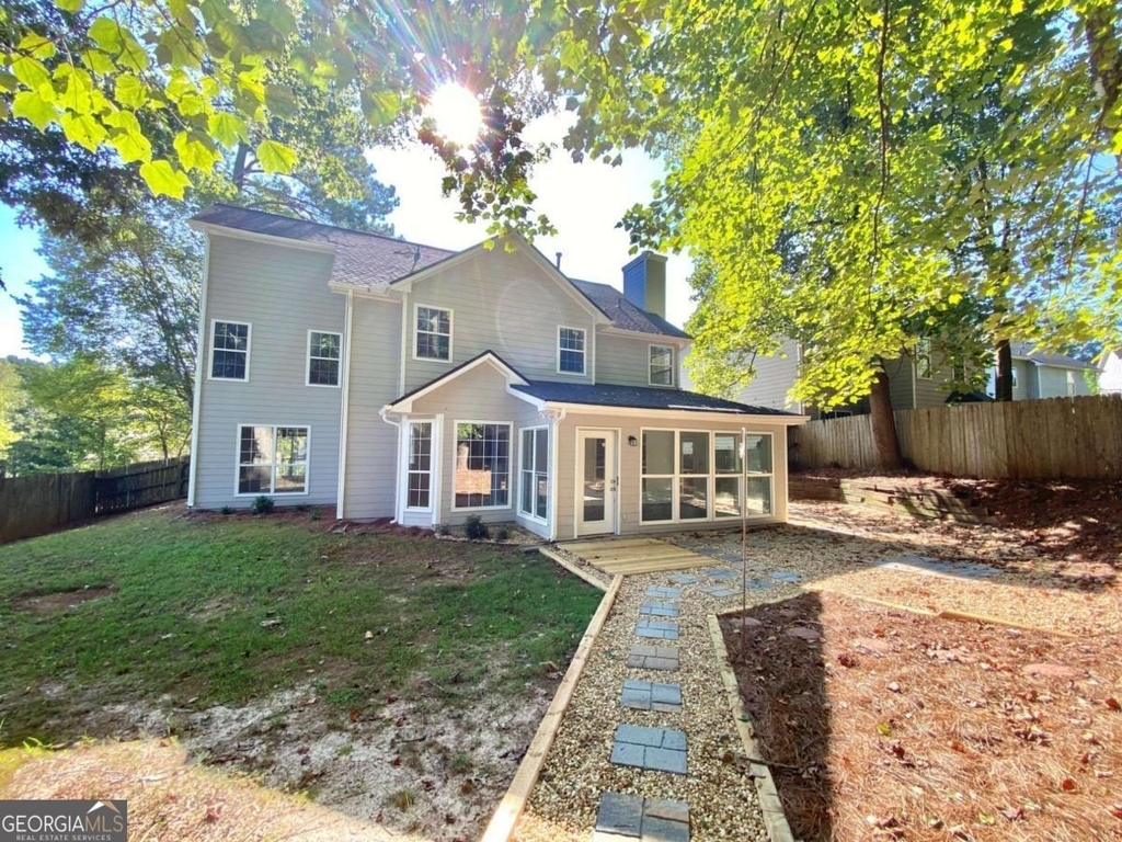 640 Suwanee Lakes Circle - Photo 20