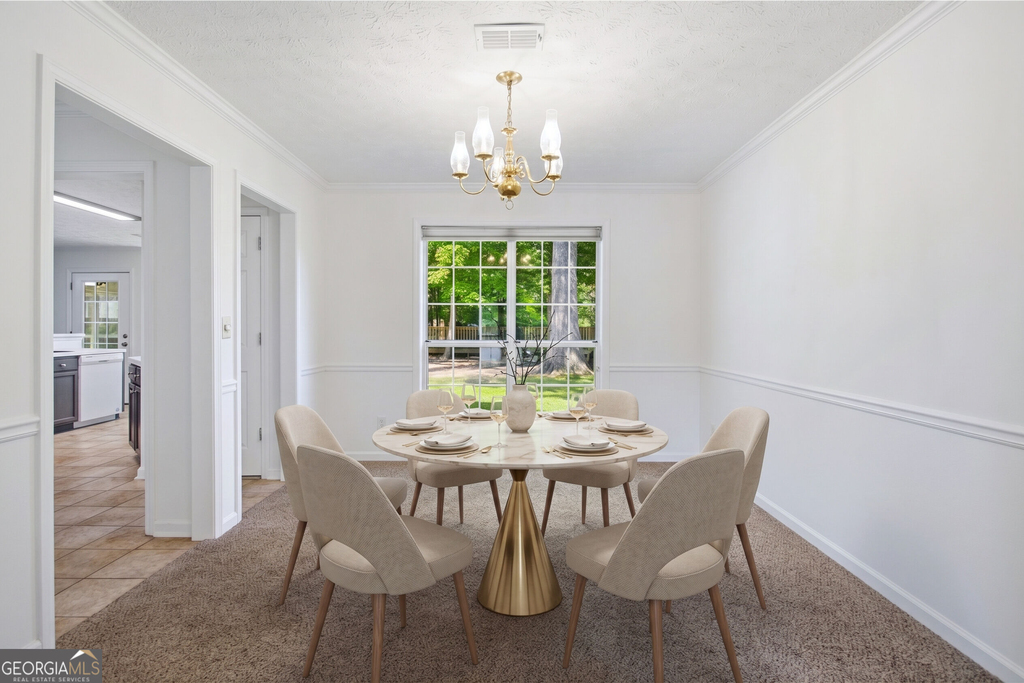 640 Suwanee Lakes Circle - Photo 5