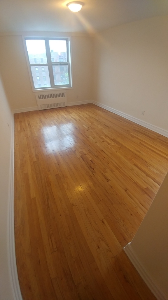 66-15 Thornton Place - Photo 13