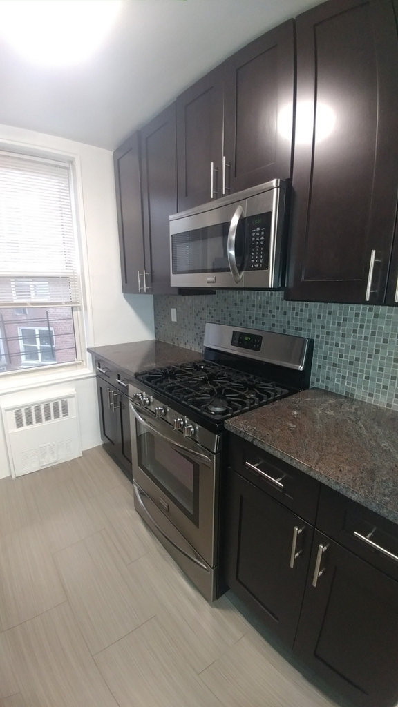 66-15 Thornton Place - Photo 11