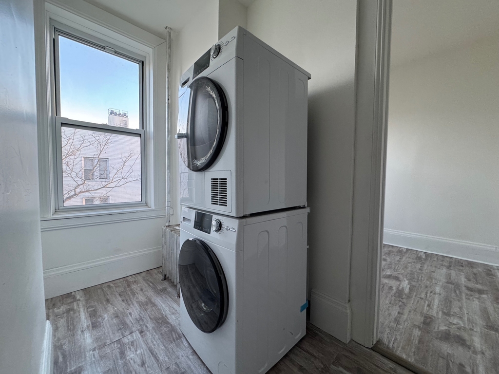 1176 Nostrand Avenue - Photo 5