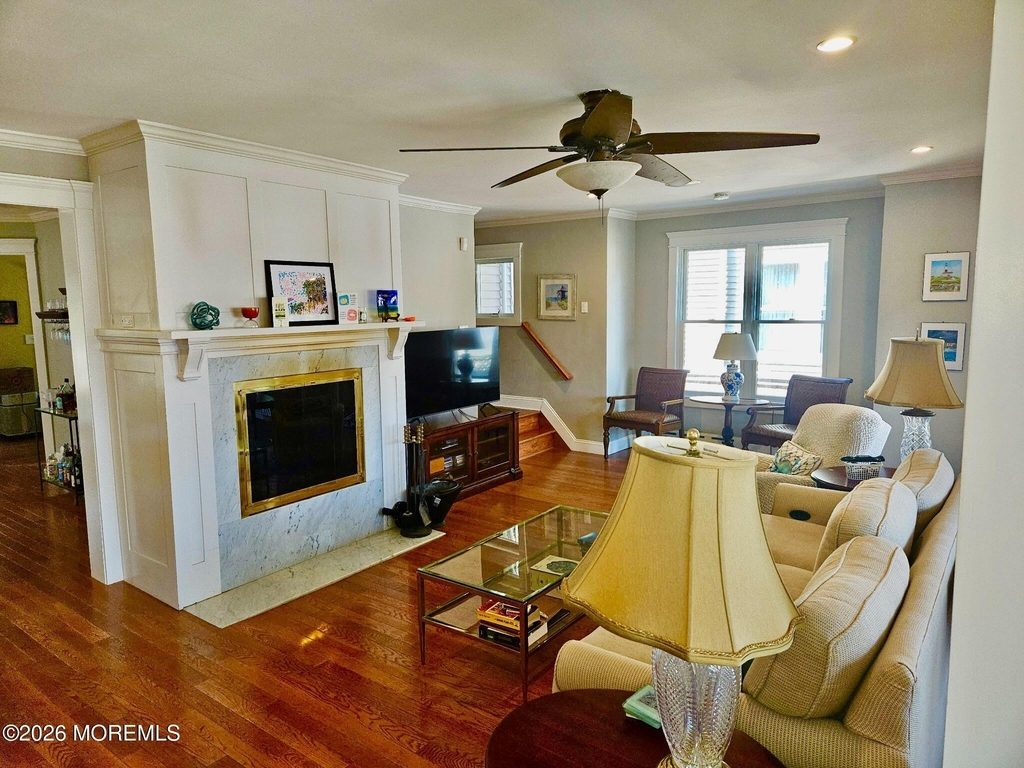 1305 Locust Drive - Photo 5
