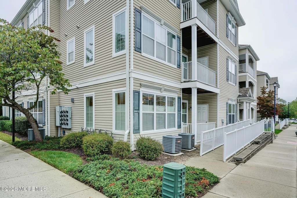 631 Sloan Court - Photo 7