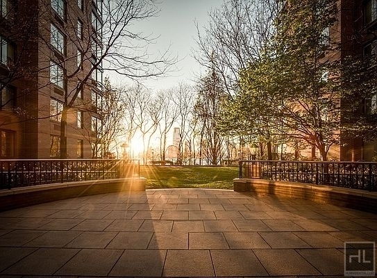 Battery Place - Photo 2