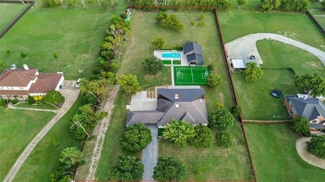 3212 Preston Hills Circle - Photo 1