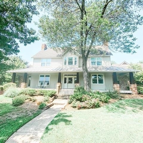 581 Country Club Road - Photo 2