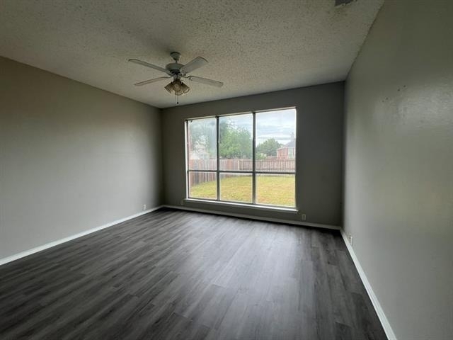 2805 Crater Lake Lane - Photo 6