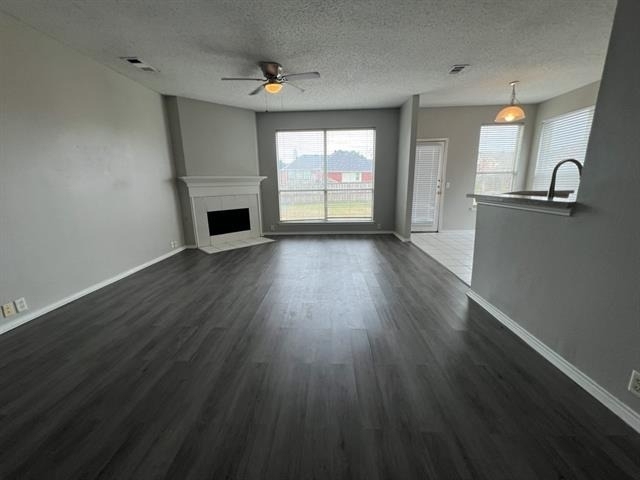 2805 Crater Lake Lane - Photo 2