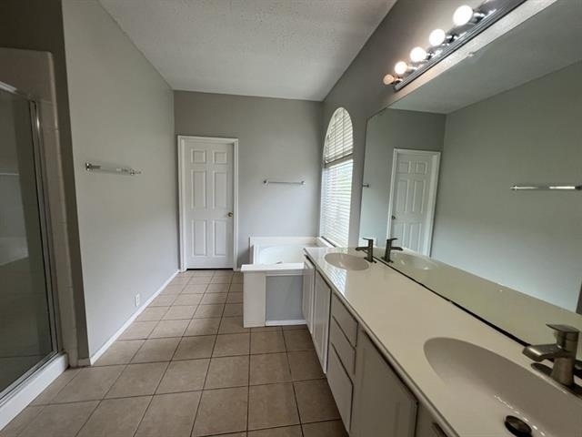 2805 Crater Lake Lane - Photo 8