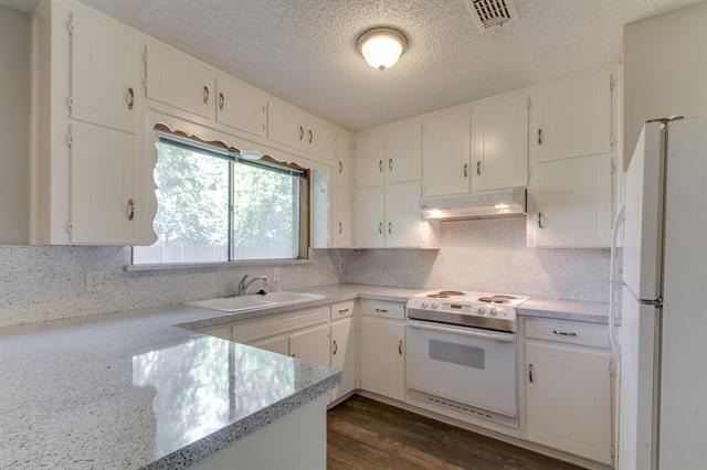 6024 Blueridge Drive - Photo 13