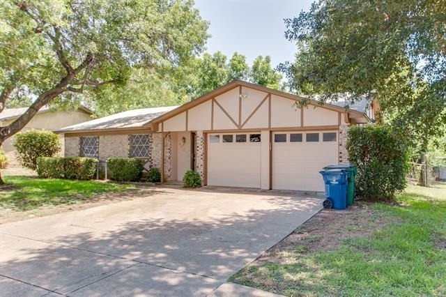 6024 Blueridge Drive - Photo 2
