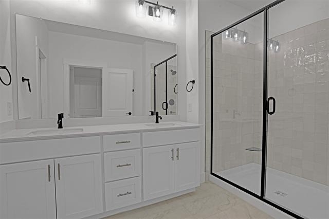 2553 Huxley Mews - Photo 10