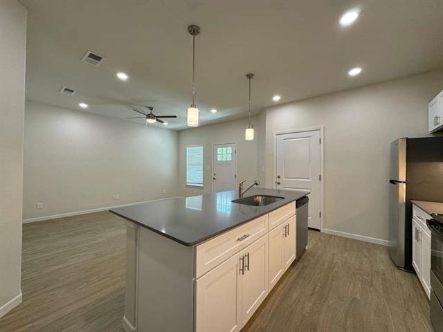 1223 S Austin Street - Photo 5