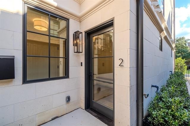 4128 University Boulevard - Photo 1