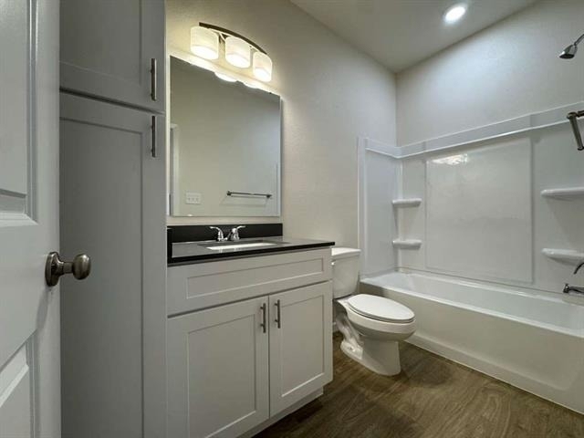 1219 S Austin Street - Photo 8