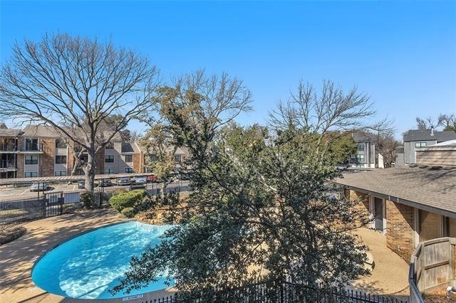 8109 Skillman Street - Photo 5