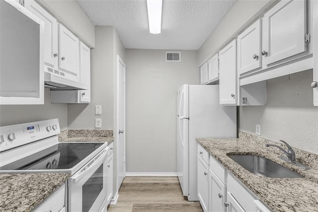 8109 Skillman Street - Photo 8