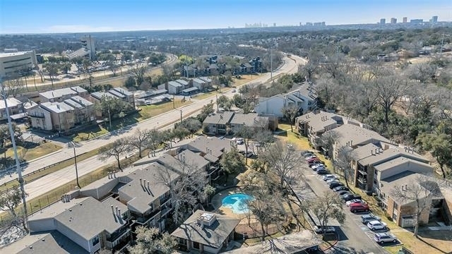 8109 Skillman Street - Photo 3
