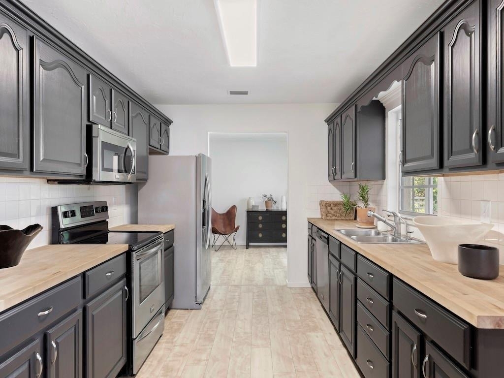 8530 8th Street - Photo 6