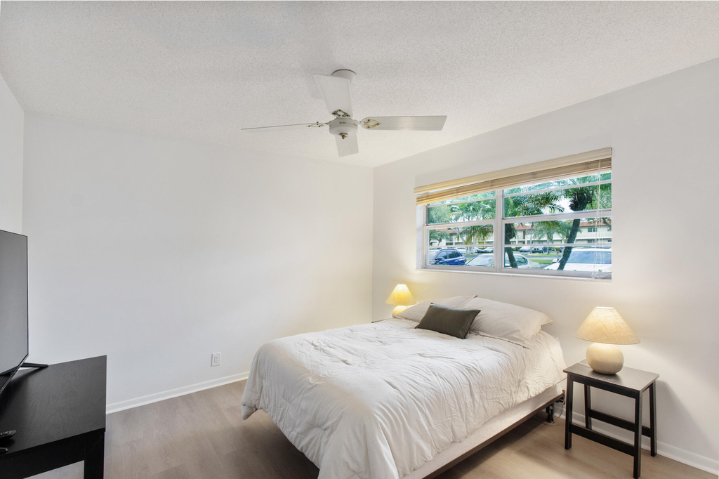 20 Abbey Lane - Photo 6