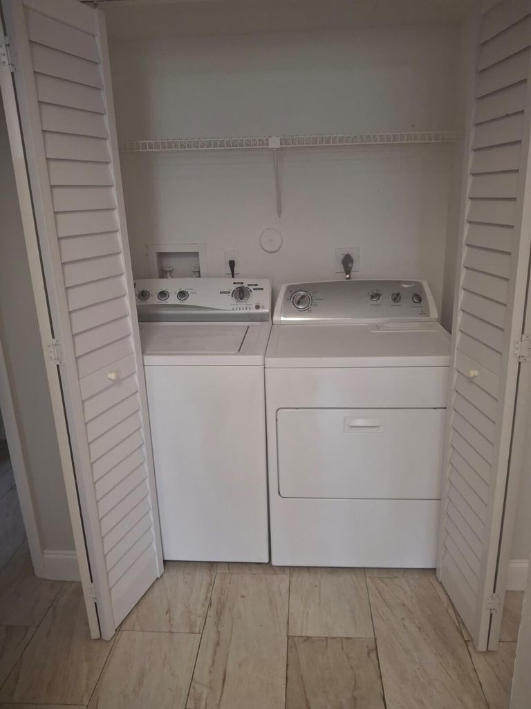 9833 Westview Drive - Photo 8