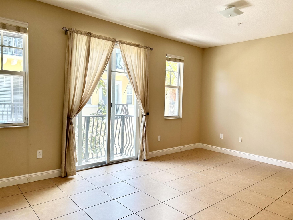 3803 Nw 5th Terrace - Photo 13