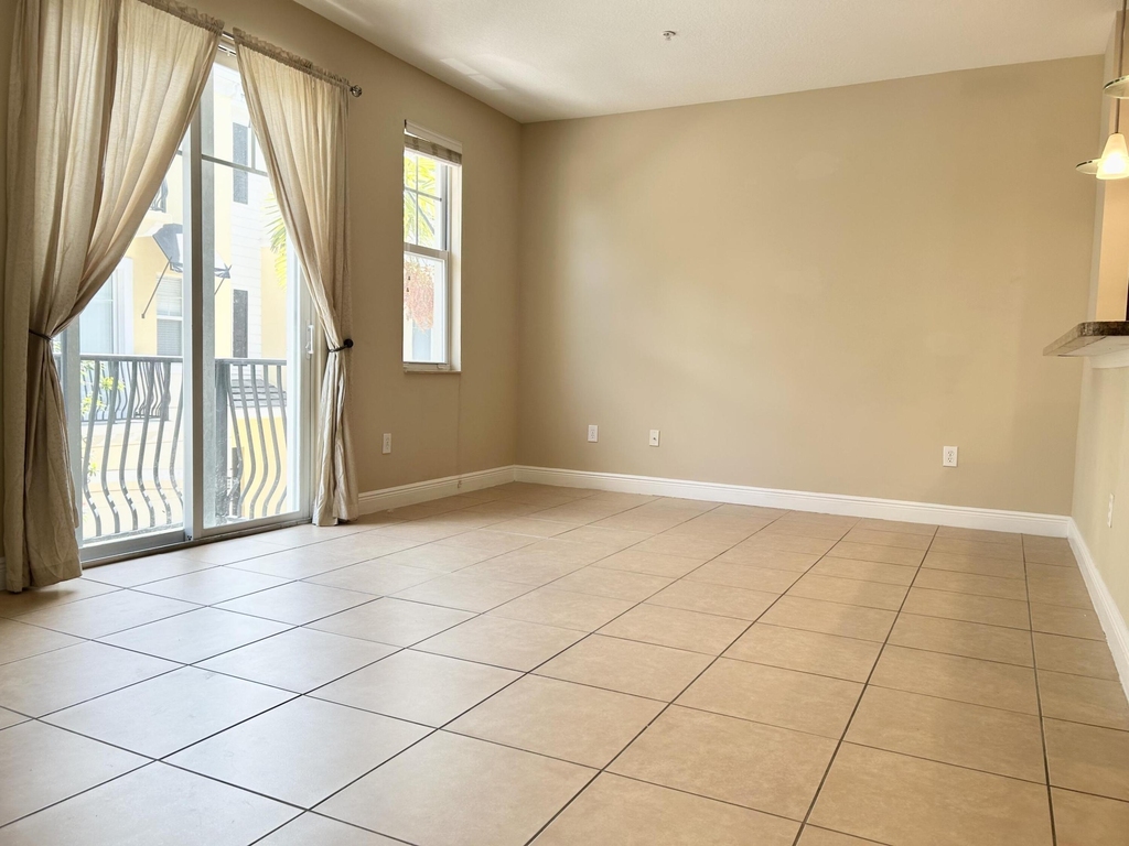 3803 Nw 5th Terrace - Photo 11