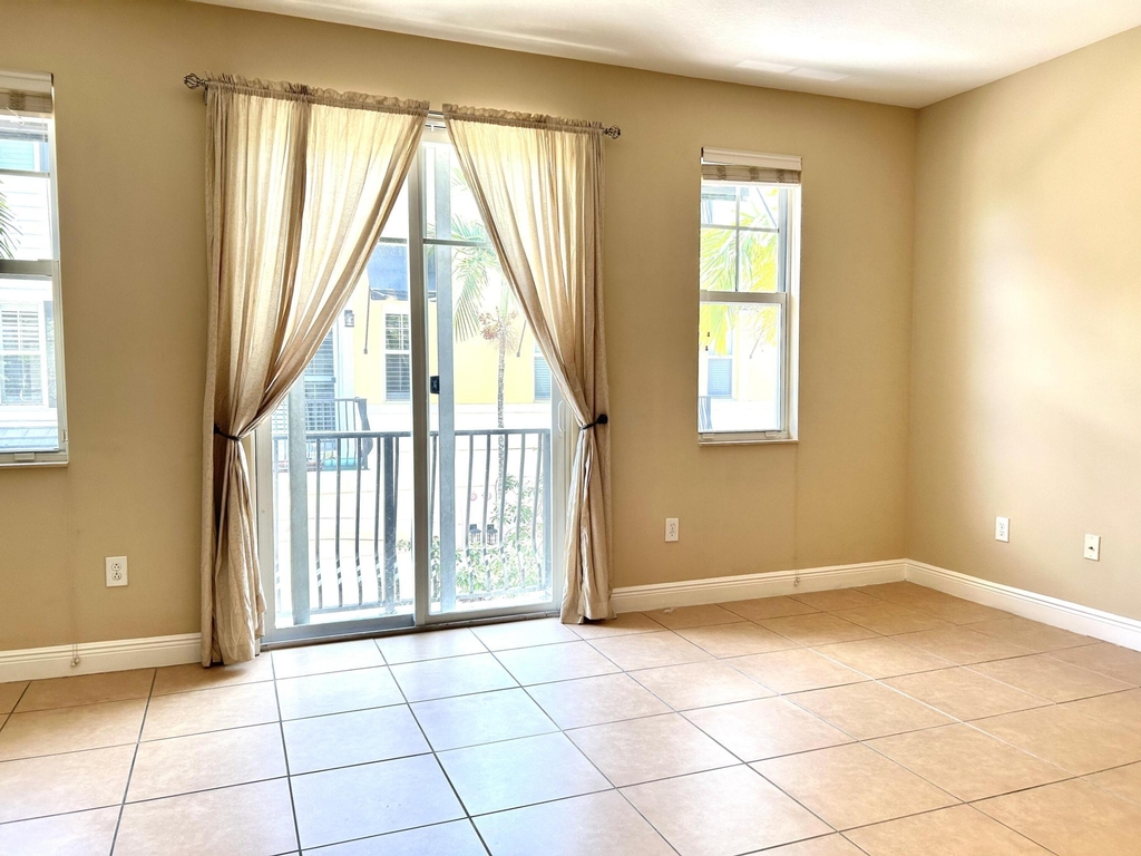 3803 Nw 5th Terrace - Photo 14