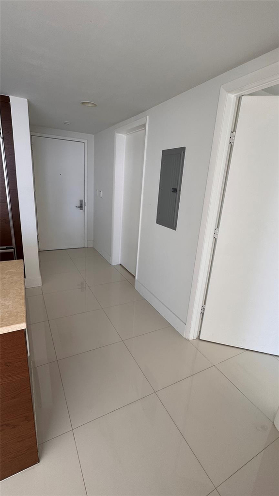 475 Brickell Avenue - Photo 6