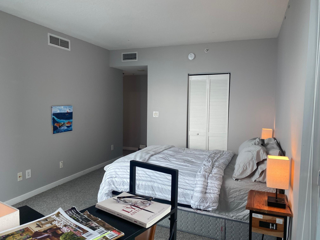 325 S Biscayne Boulevard - Photo 15