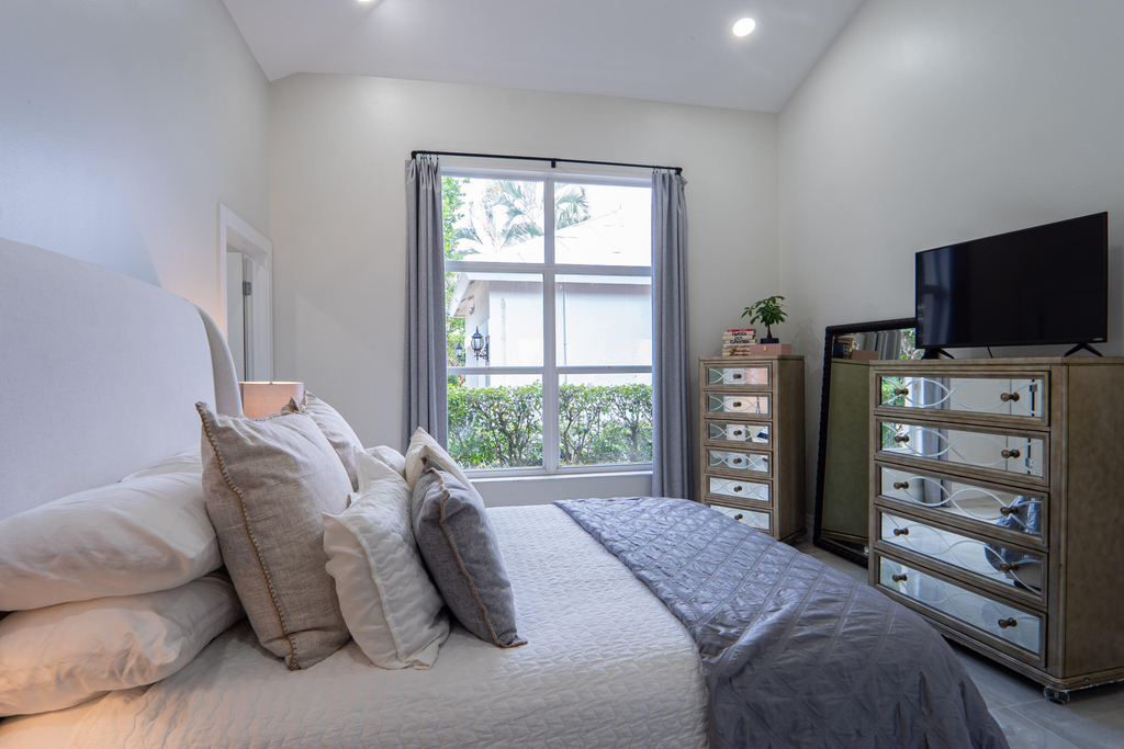 6670 Nw 27th Avenue - Photo 22