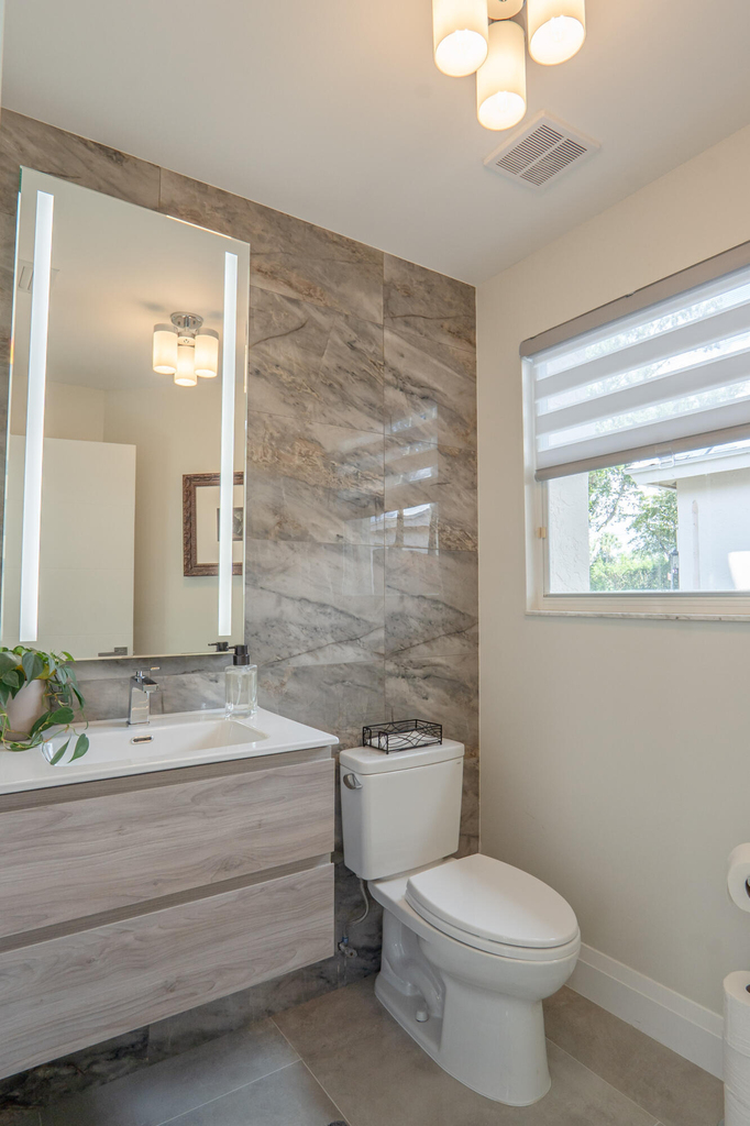 6670 Nw 27th Avenue - Photo 32