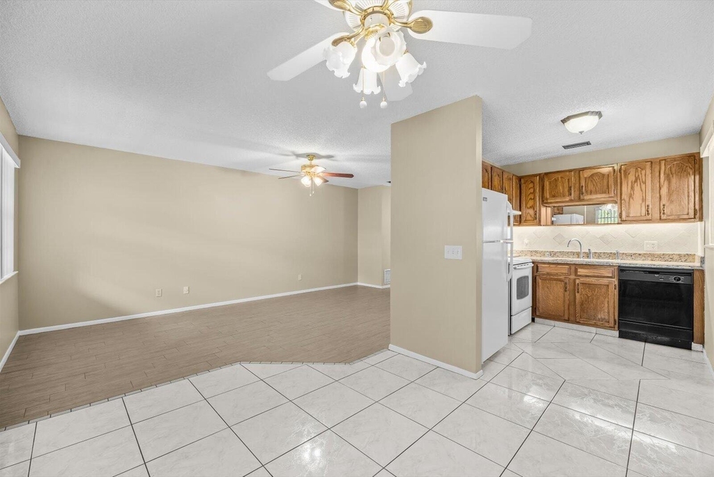 29 Lake Vista Trail - Photo 13
