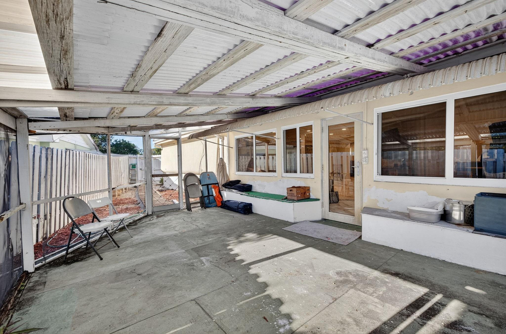 1570 Ne 30th Place - Photo 53