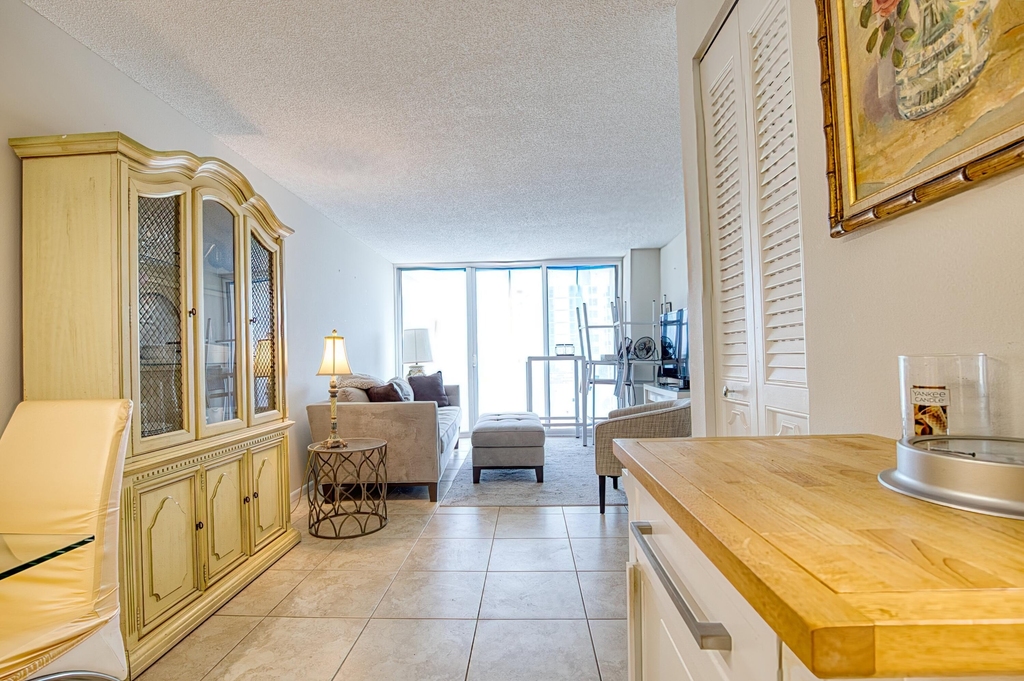 111 Briny Avenue - Photo 8