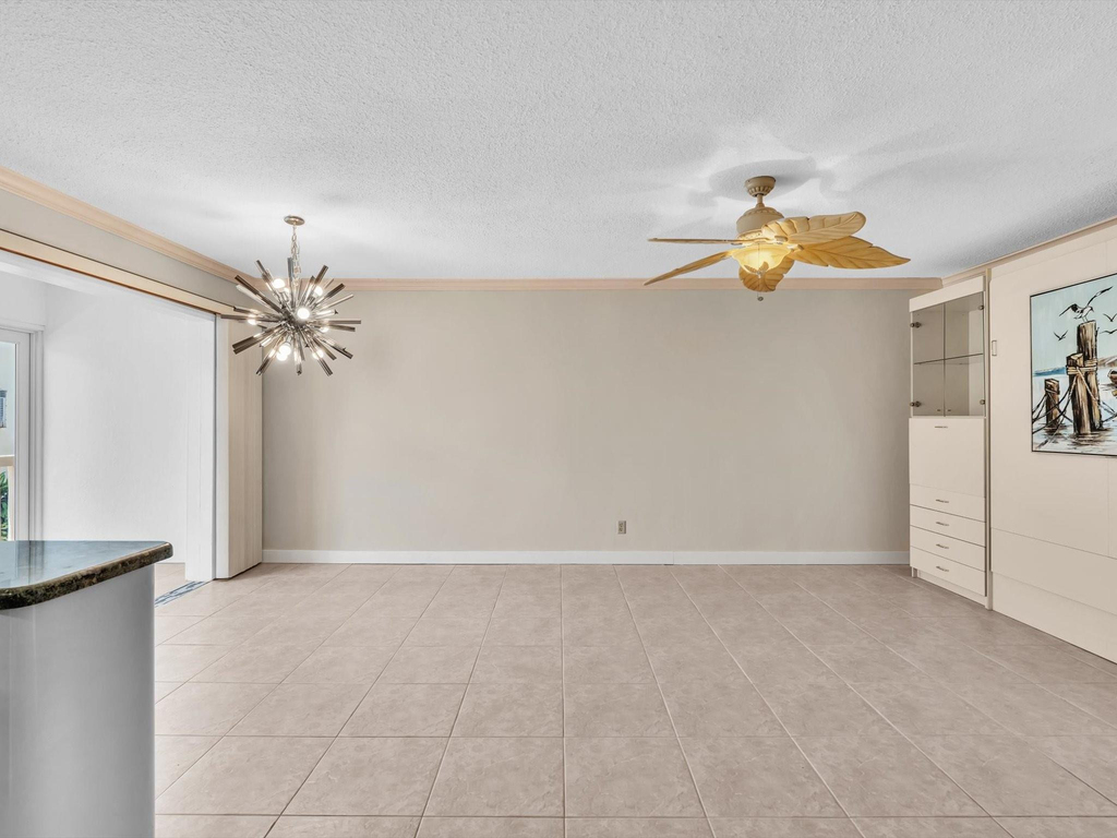 2000 Diana Drive - Photo 9