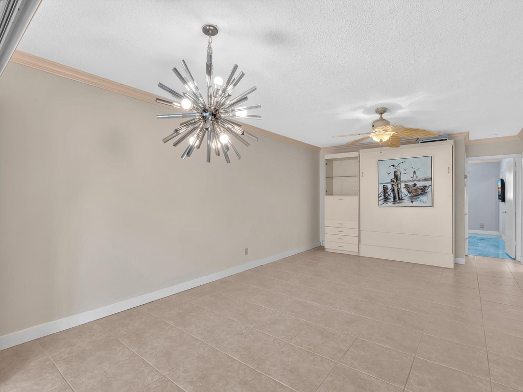 2000 Diana Drive - Photo 2